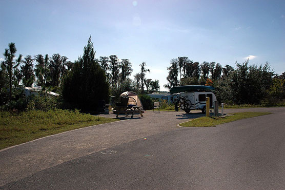 Lake Louisa Campsite