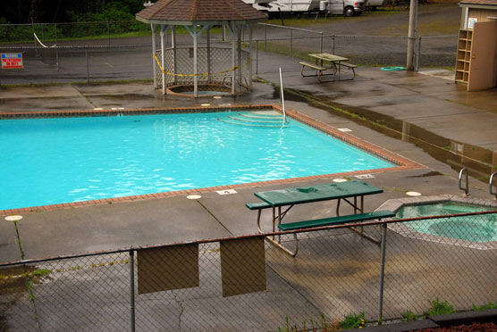 Florence Pool