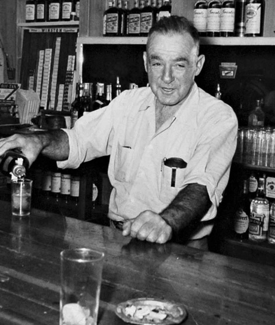 Old-Bartender