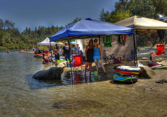 Crowded_Beach