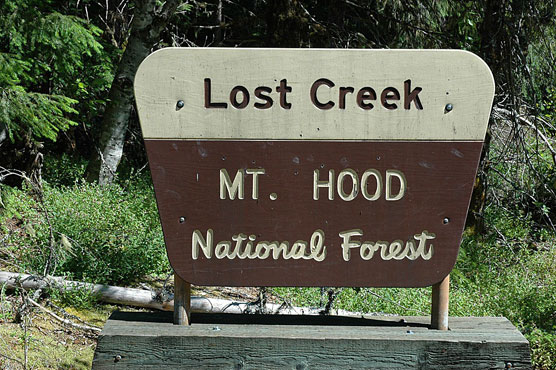 Lost-Creek-Sign