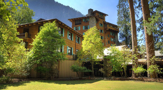 Ahwahnee-Hotel-1