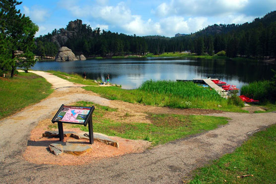 Sylvan-Lake-Boats