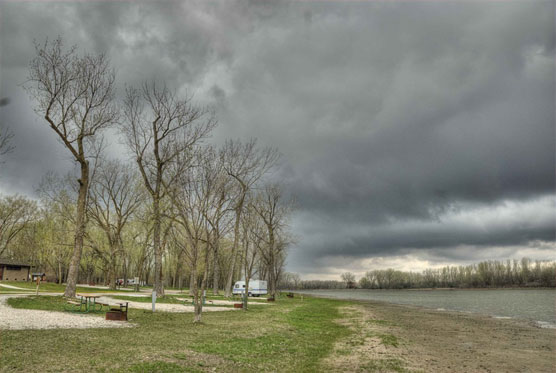 Another-Storm-Moves-In