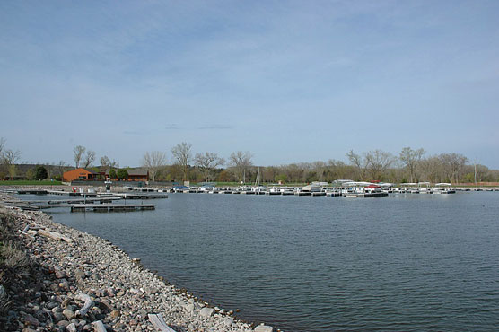 Lewis-and-Clark-Marina