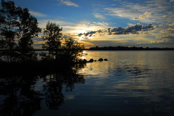 Father-Hennepin-Sunrise