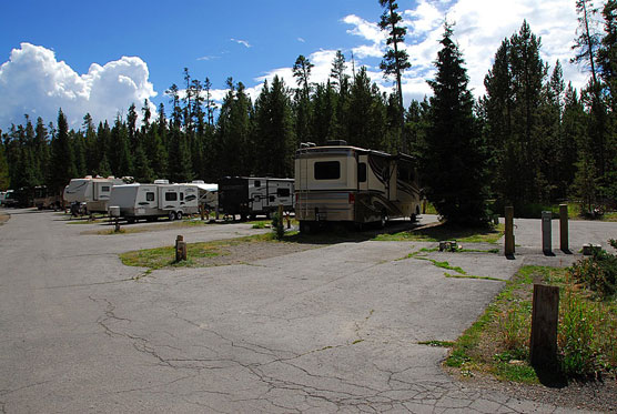 Fishing-Bridge-RV-Spots