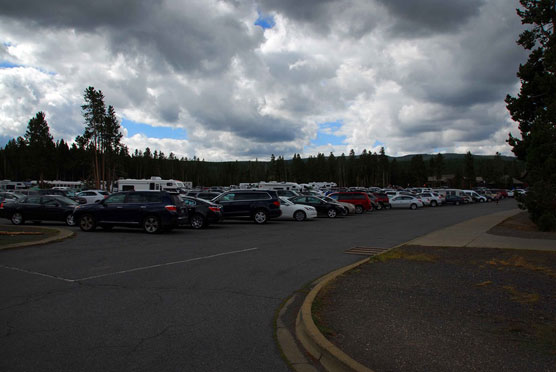 Old-Faithful-Parking-Lot