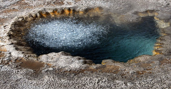 Upper-Geyser-Basin-12