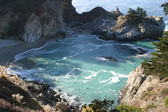 Julia_Pfeiffer_Burns_State_Park_McWay_Cove_and_Falls