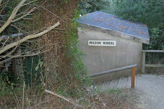 Julia_Pfeiffer_Burns_State_Park_Pelton_Wheel_House