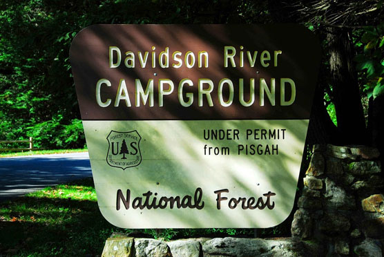 Davidson-River-Sign