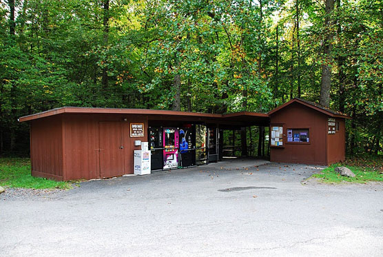 Elkmont-Store