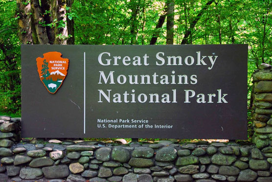 Great-Smoky-Mountains-Sign