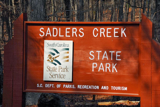 Sadlers-Creek-Sign