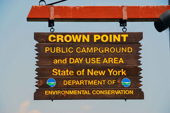 Crown-Point-Sign