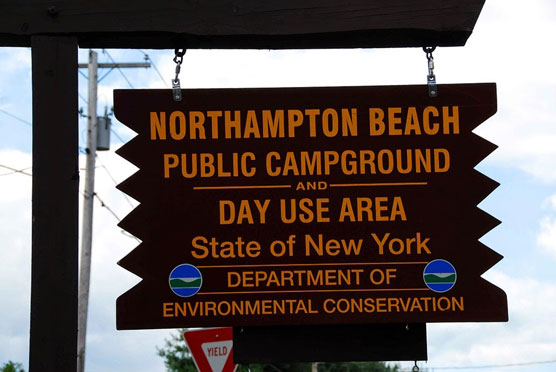Northampton-Beach-Sign