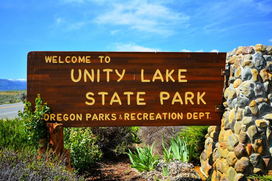 Unity-Lake-Sign