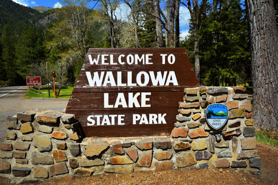 Wallowa-Lake-Sign