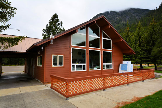 Wallowa-Lake-Store