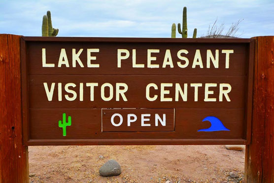 Lake_Pleasant_Sign