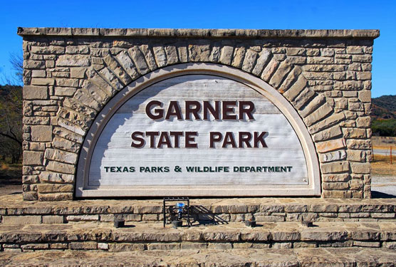 Garner_Sign