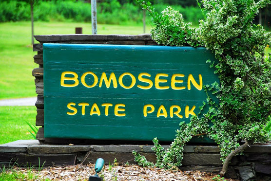 Bomoseen-Sign