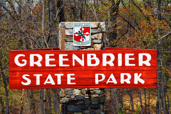 Greenbrier-Sign