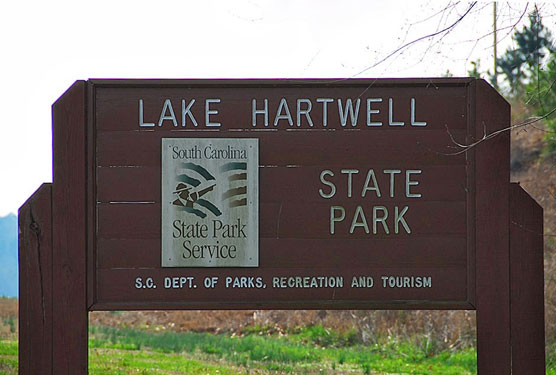 Lake-Hartwell-Sign