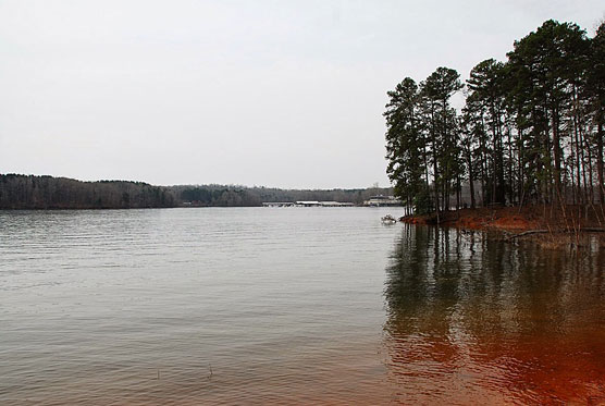 Lake-Hartwell