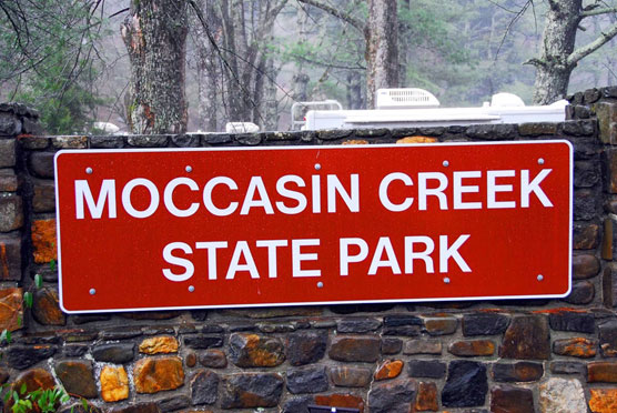 Moccasin-Creek-Sign