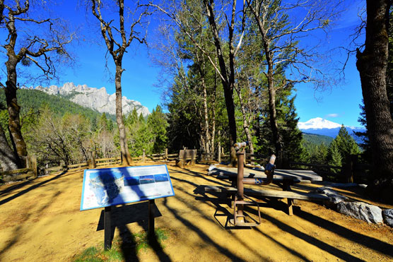 Castle-Crags-Lookout-Point