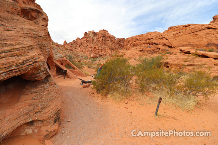 Valley of Fire Atlatl Rock 022