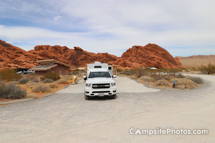 Valley of Fire Atlatl Rock 034