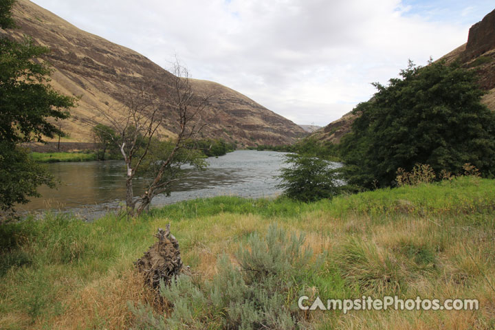 Jones Canyon Deschutes River View