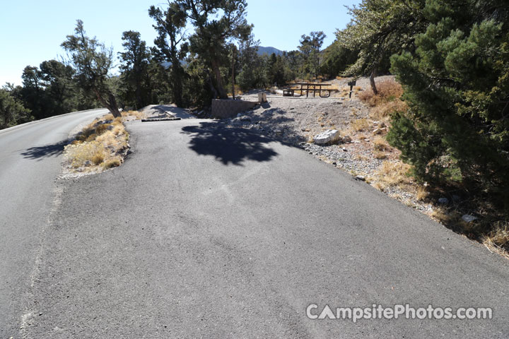 Hilltop Campground 026 Parking