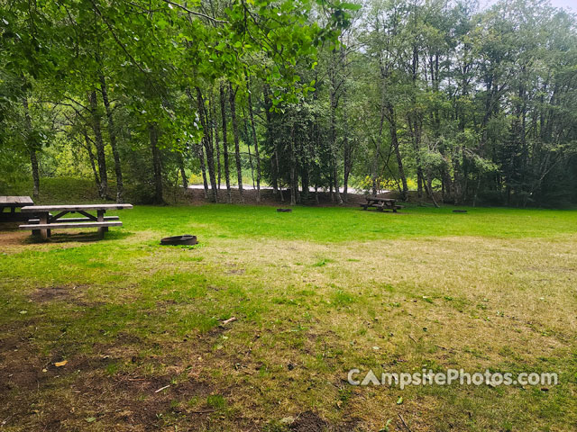 Silver Springs Campground Picnic Area