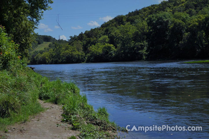 Dam-Quarry Campground Norfork River