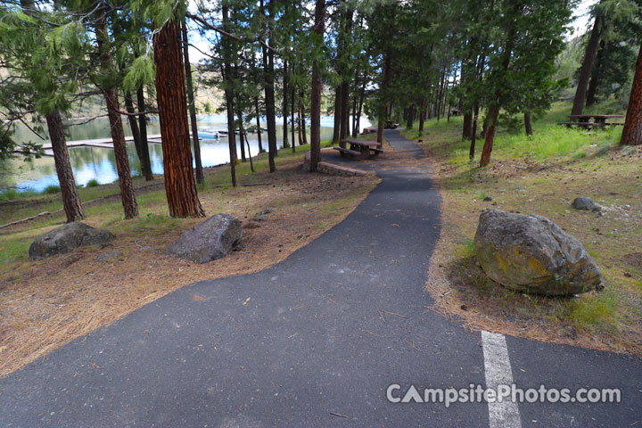 Perry South Campground Picnic Area