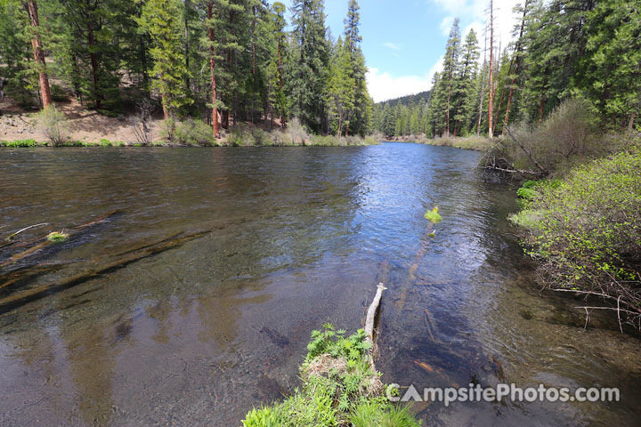 Pioneer Ford Campground Metolius River View