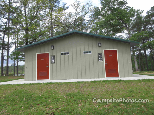 Hurricane Lake South Restrooms & Showers