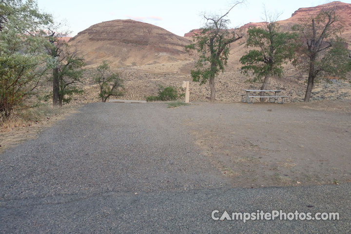 Lake Owyhee State Park 007