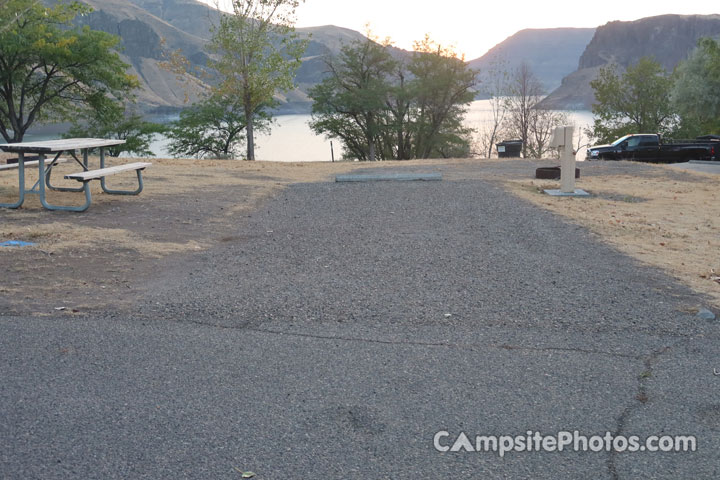 Lake Owyhee State Park 011