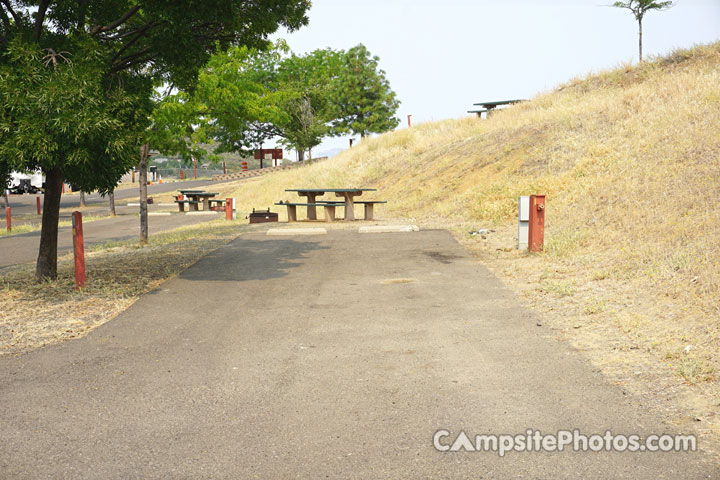 Emigrant Lake The Point 007