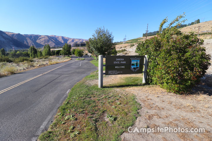 Daroga State Park Sign