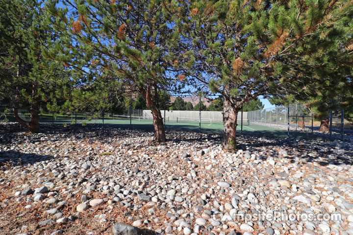 Lincoln Rock State Park Tennis Courts