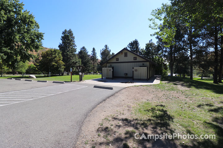 Pearrygin Lake State Park Restrooms