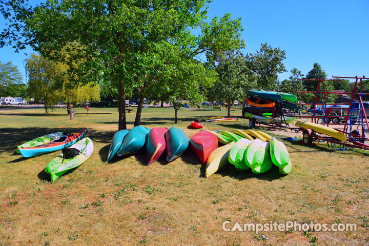 Prairie Island Canoe Rentals