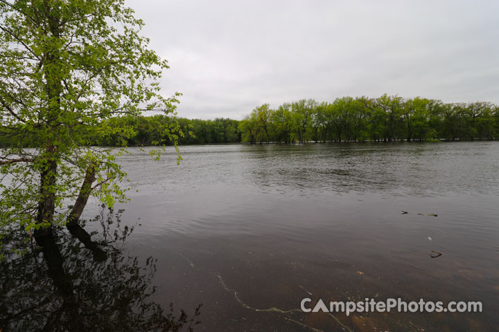 Merrick State Park River View