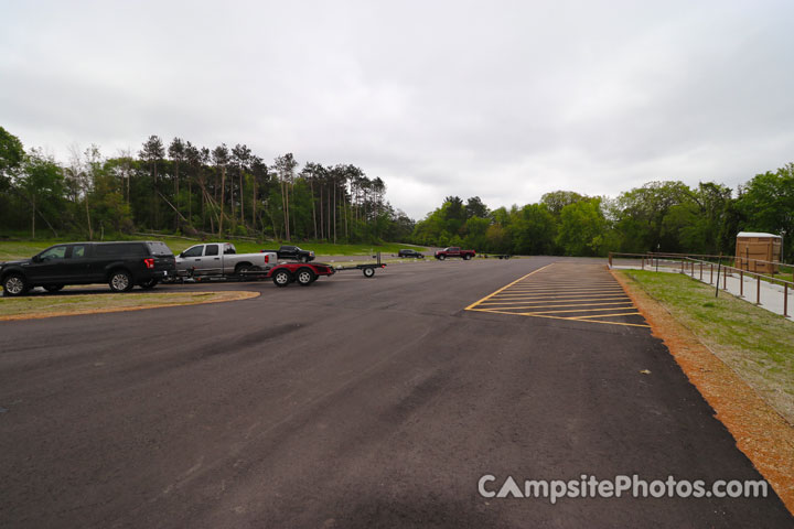 Merrick State Park Trailer Parking Lot